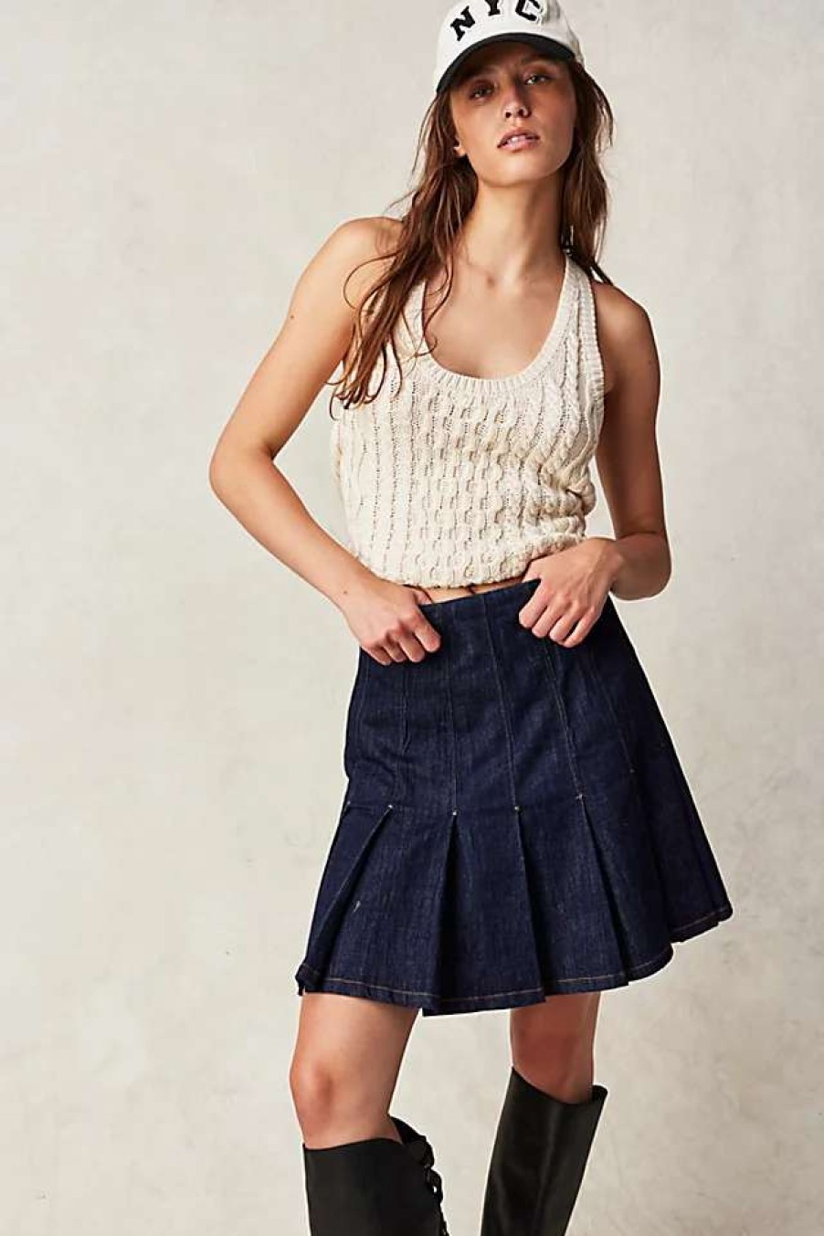 Skirts * | Closed Short Pleated Skirt